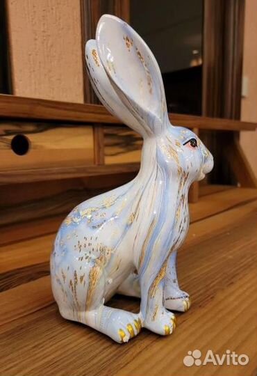 242591 Статуэтка Заяц