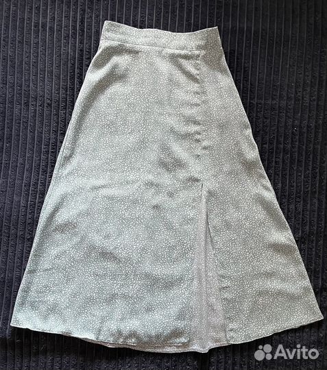 Юбка с разрезом