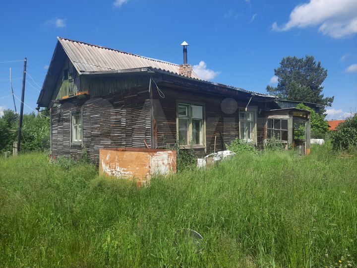 Дача 42 м² на участке 20 сот.