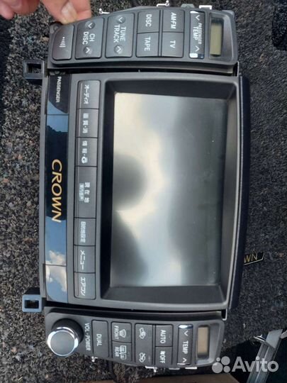 Головное устройство toyota crown athlete