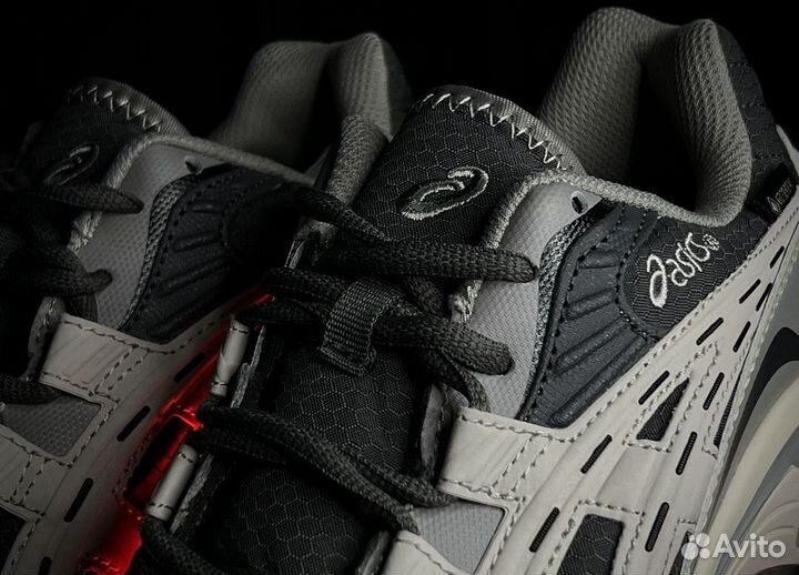 Легкие кроссовки для беговых тренировок