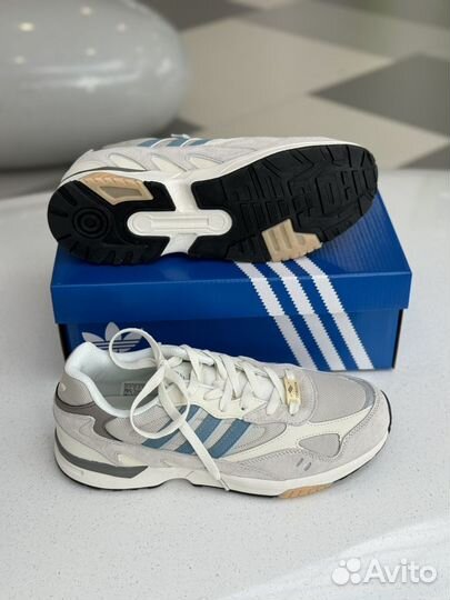 Кроссовки мужские Adidas