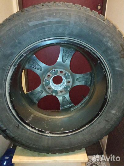 Michelin X-Ice North 2 215/65 R16 102T