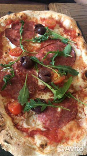 Повар на пиццу