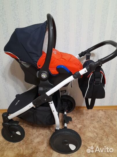 Коляска 3 в 1 Zippy tutis