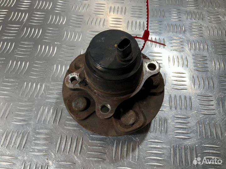 Ступица передняя правая Lexus LS 4 рест. 2010