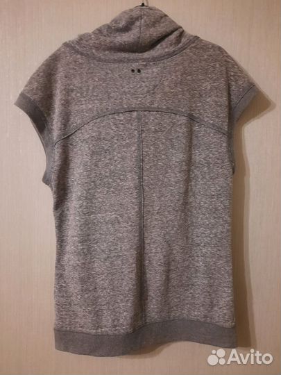 Жилет спортивный