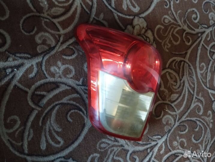 Задняя левая фара Toyota filder кузов 141