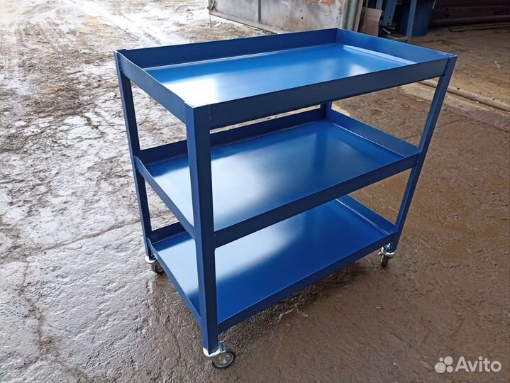 Тумба на колесах