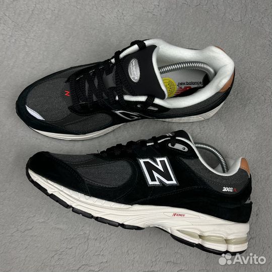 Кроссовки New Balance 2002R оригинал новые