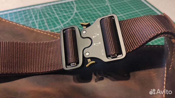 Сумка на пояс натуральная кожа. Ручная работа