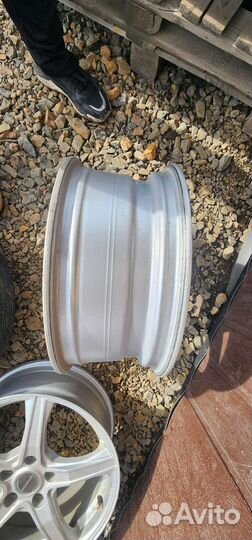 Комплект дисков Bridgestone 17x7