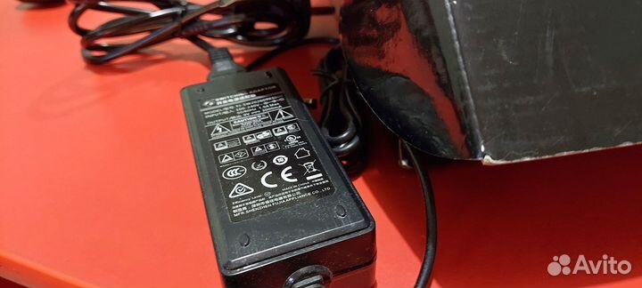 Комбоусилитель (мини) с эффектами Jam buddy