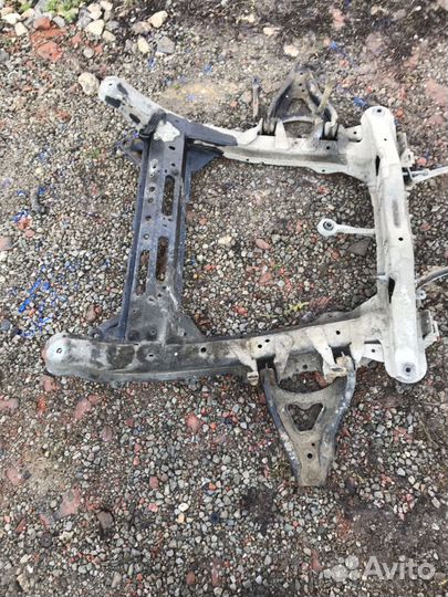 Renault Megan 1 подрамник