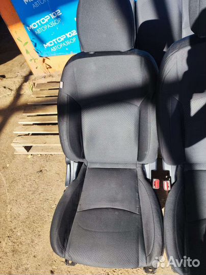 Сиденья Mitsubishi ASX