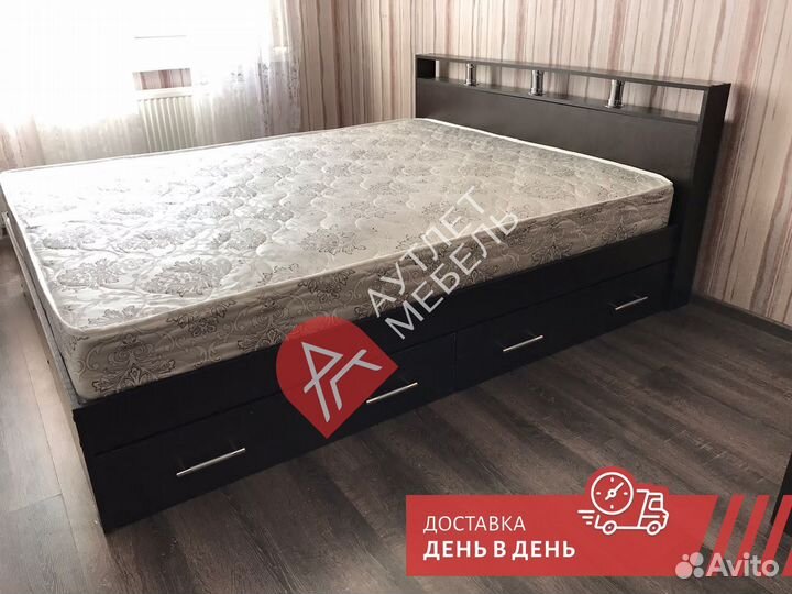 Кровать двухспальная