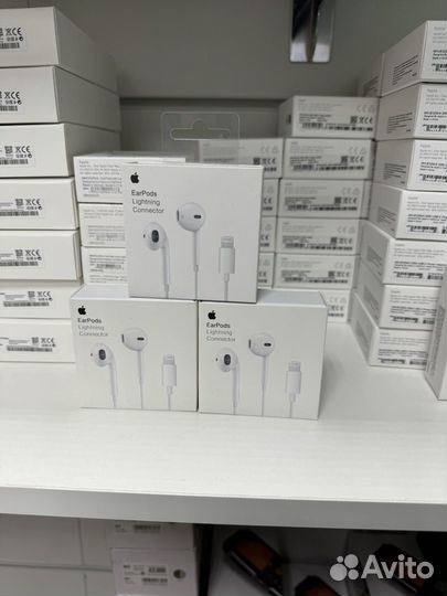 Наушники для iPhone проводные