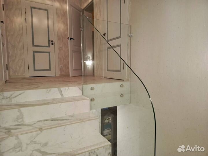 Стеклянные ограждения для балконов