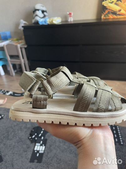 Сандалии zara 28