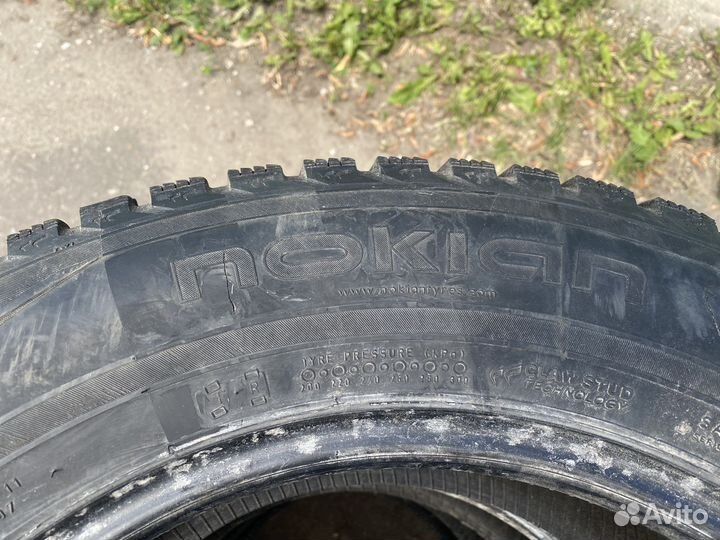 Nokian Tyres Hakkapeliitta 5 215/65 R16 102T