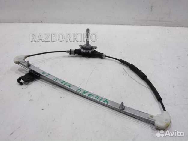 Стеклоподъемник механический задний правый