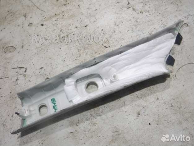 Обшивка стойки Ниссан