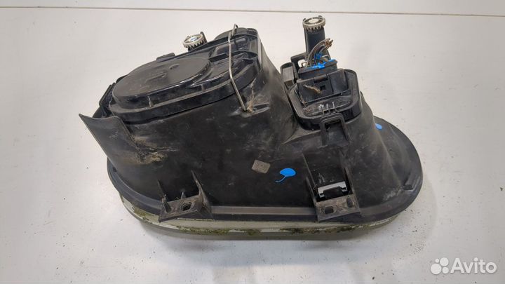 Фара (передняя) левая Volkswagen Golf 4