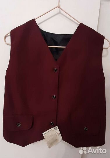Жилеты для девочки 128 и 140 р-ры
