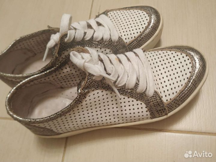 Кроссовки 37 размер