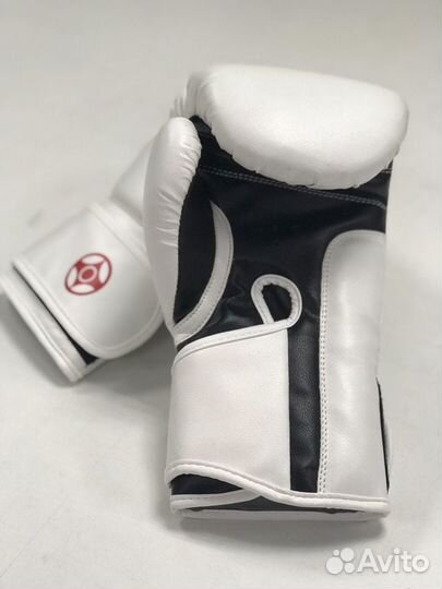 Боксерские перчатки Киокусинкай