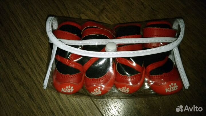 Ботиночки для маленькой собачки