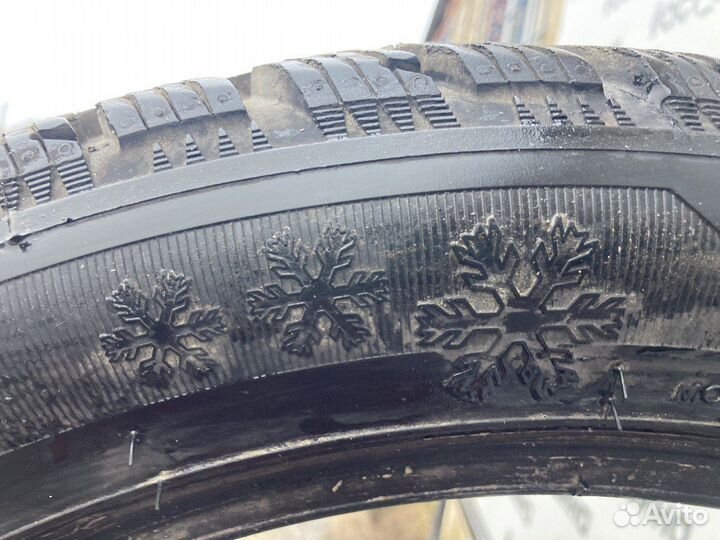 Tigar Winter 245/45 R18 100V