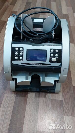 Счетная машинка для денег