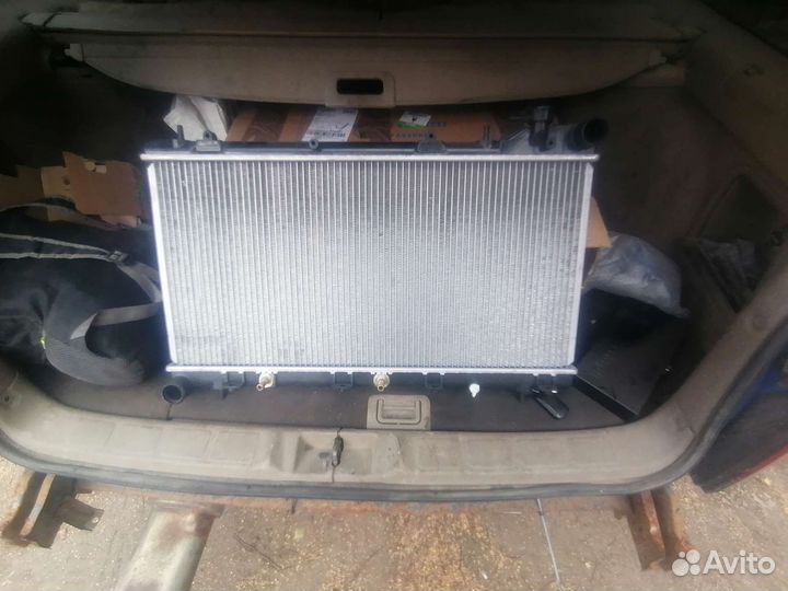 Радиатор охлаждения subaru forester sf