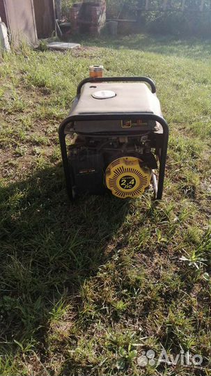 Бензогенератор бу