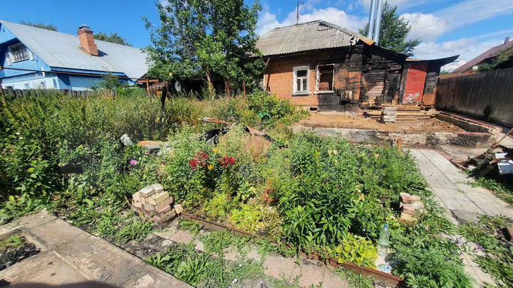 Дом 42 м² на участке 4 сот.