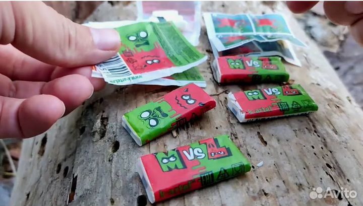 Наклейки турбо,дино zoo park.love is