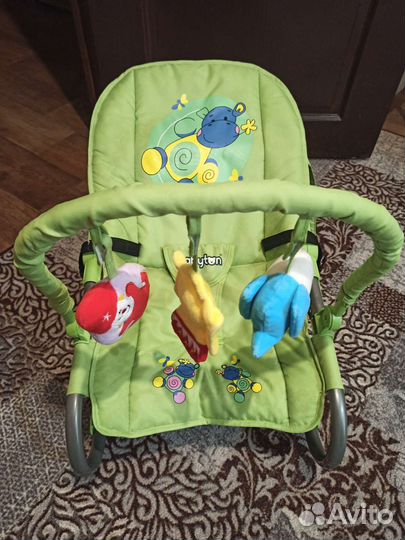 Шезлонг детский