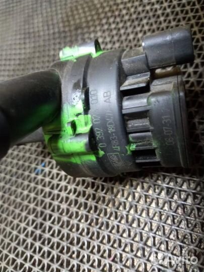 Помпа водяная дополнительная Jaguar XF CC9