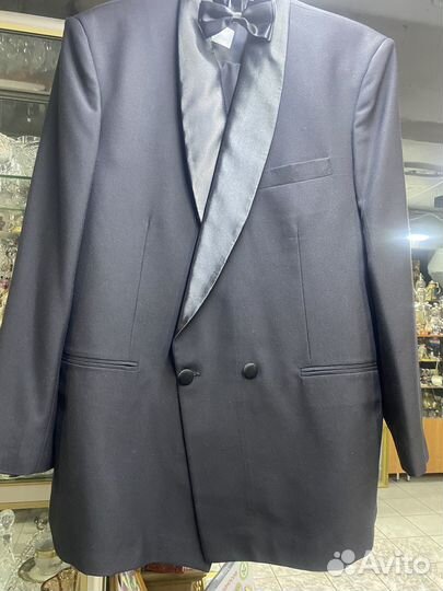 Фрак мужской черный с бабочкой