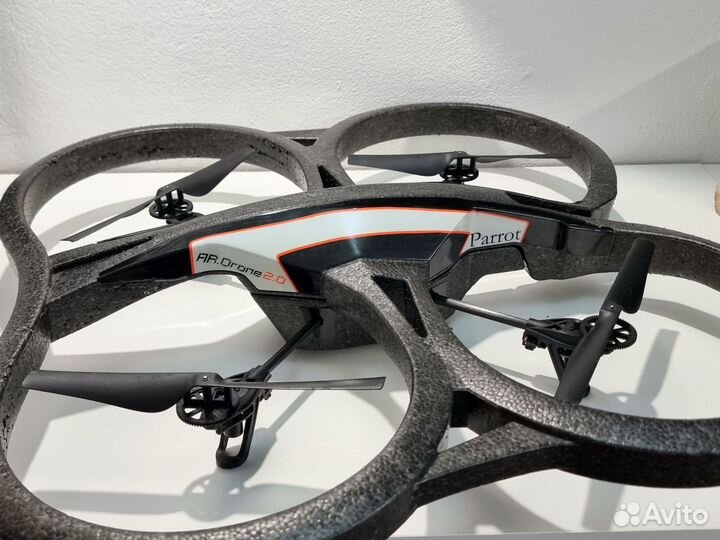 Квадрокоптер Parrot AR.Drone 2.0