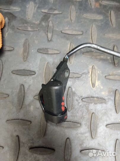 Датчик коленвала Мазда 323