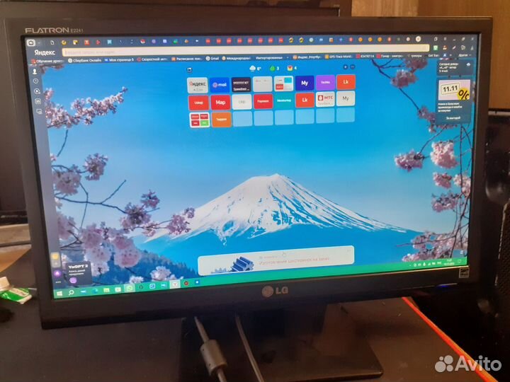 Монитор 22 дюйма