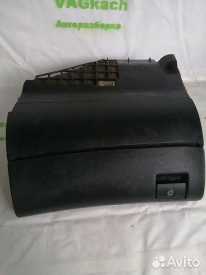 Бардачок Audi A4 B5