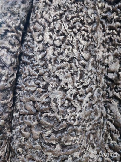 Шубка из каракуля р 46 коричневый цвет