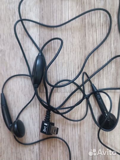 Наушники - гарнитура