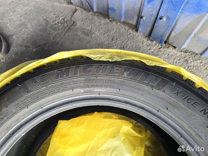 Michelin X-Ice North 4 205/55 R16 94T