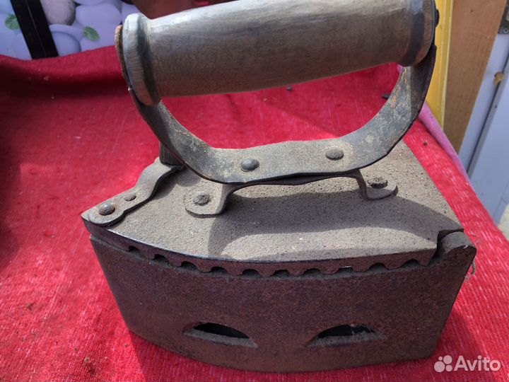 Утюг на углях