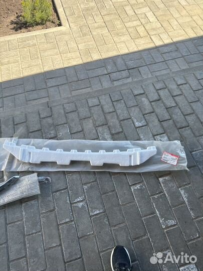 Абсорбер переднего бампера Nissan Qashqai j10