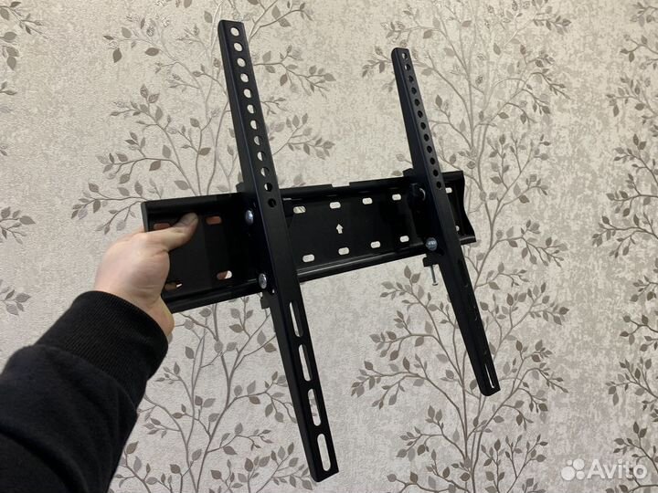 Кронштейн для телевизора